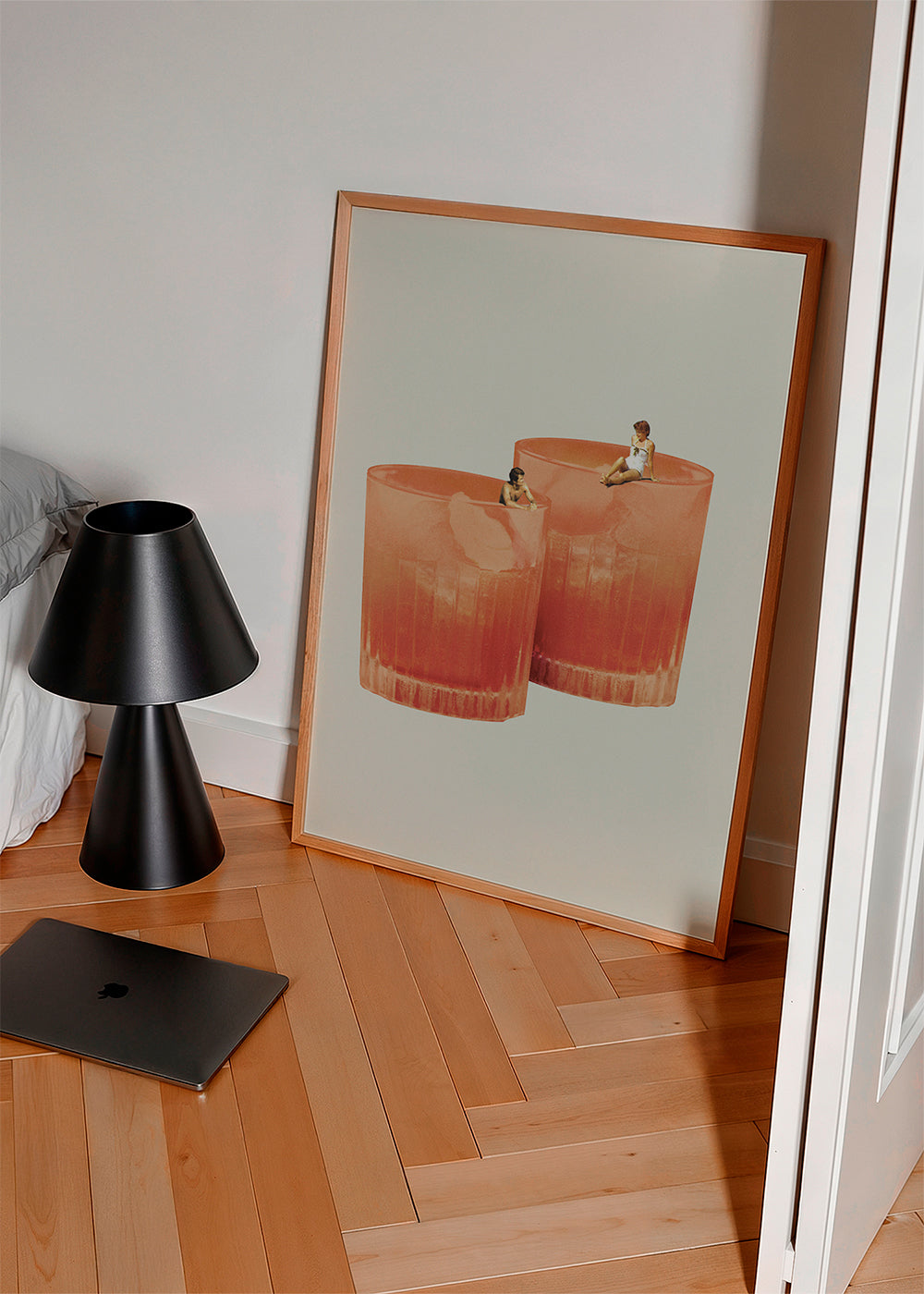 Køkkenkunst: cocktailglas med små svømmere
