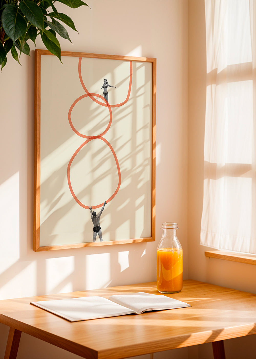 Minimalistisk billede med figurer og orange ringe