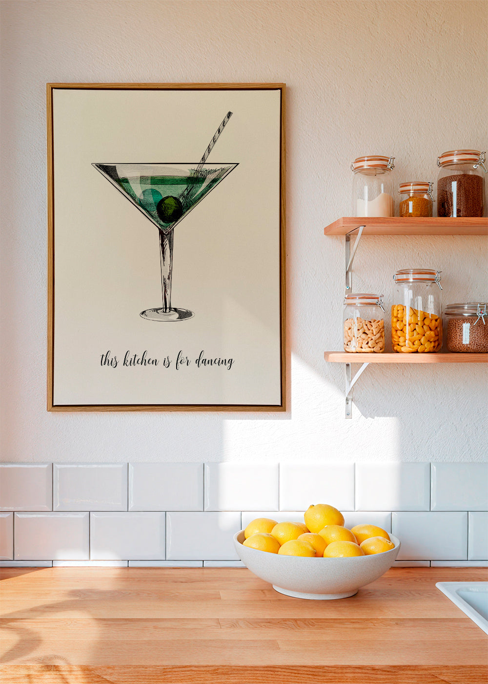 Køkkenkunst: illustreret cocktail med legende tekst