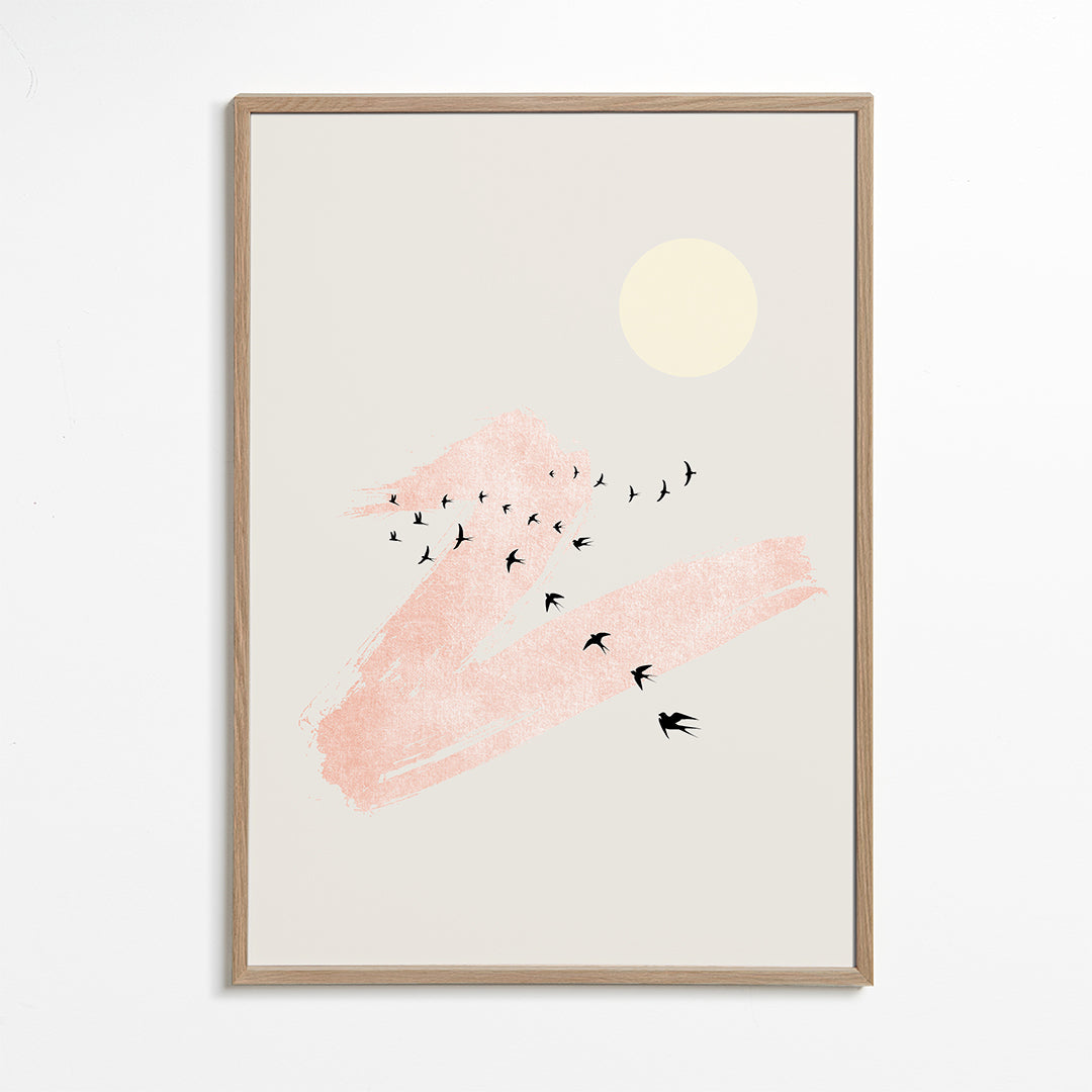 Illustration af flyvende fugle med rosa penselstrøg