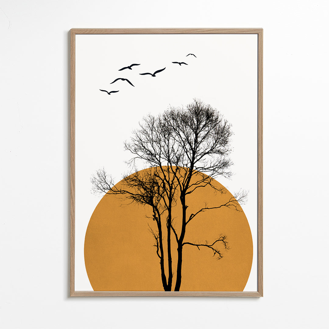 Landskabskunst med træ-silhuet og orange sol