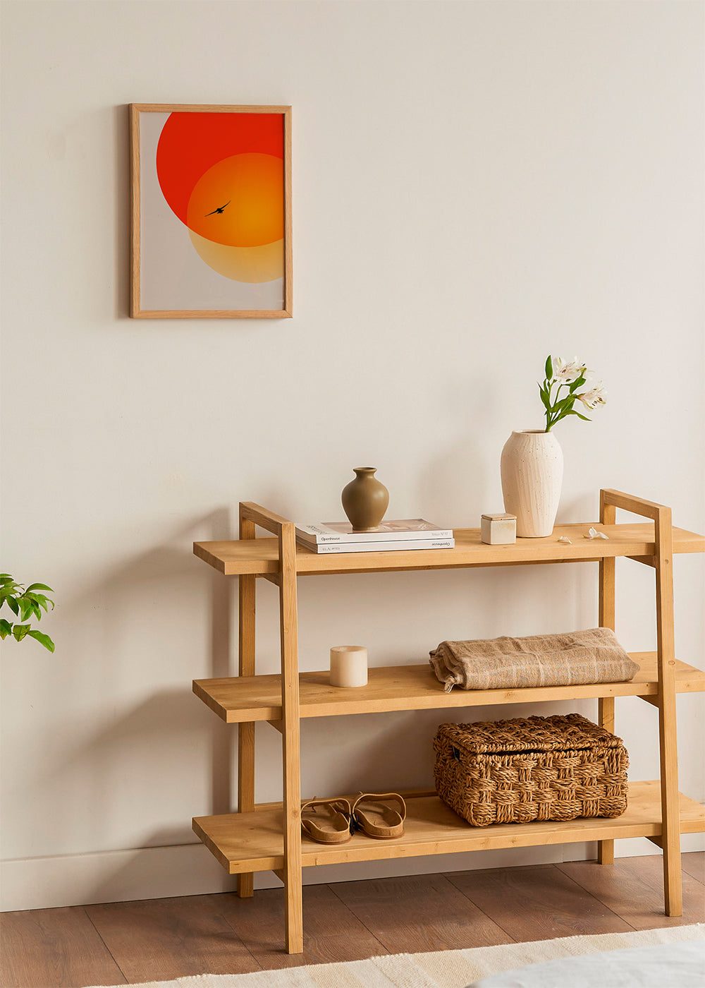 Landskab med geometrisk sol og måge