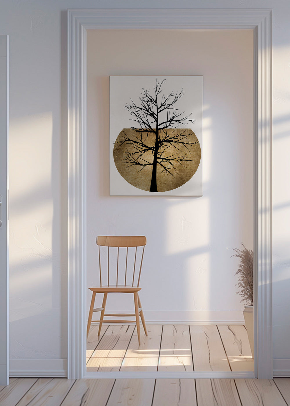Botanisk plakat med træ-silhuet og gyldent disk
