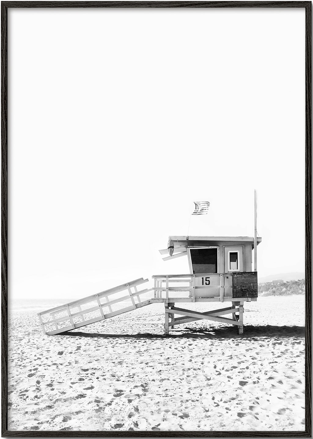 Sort-hvid strandhytte nr.15
