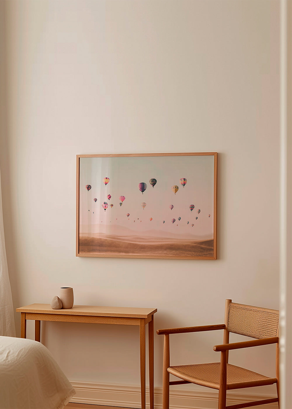 Landskab med varmluftballoner over klitter