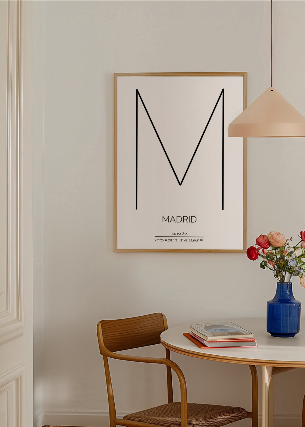 Byplakat Madrid med minimalistisk M