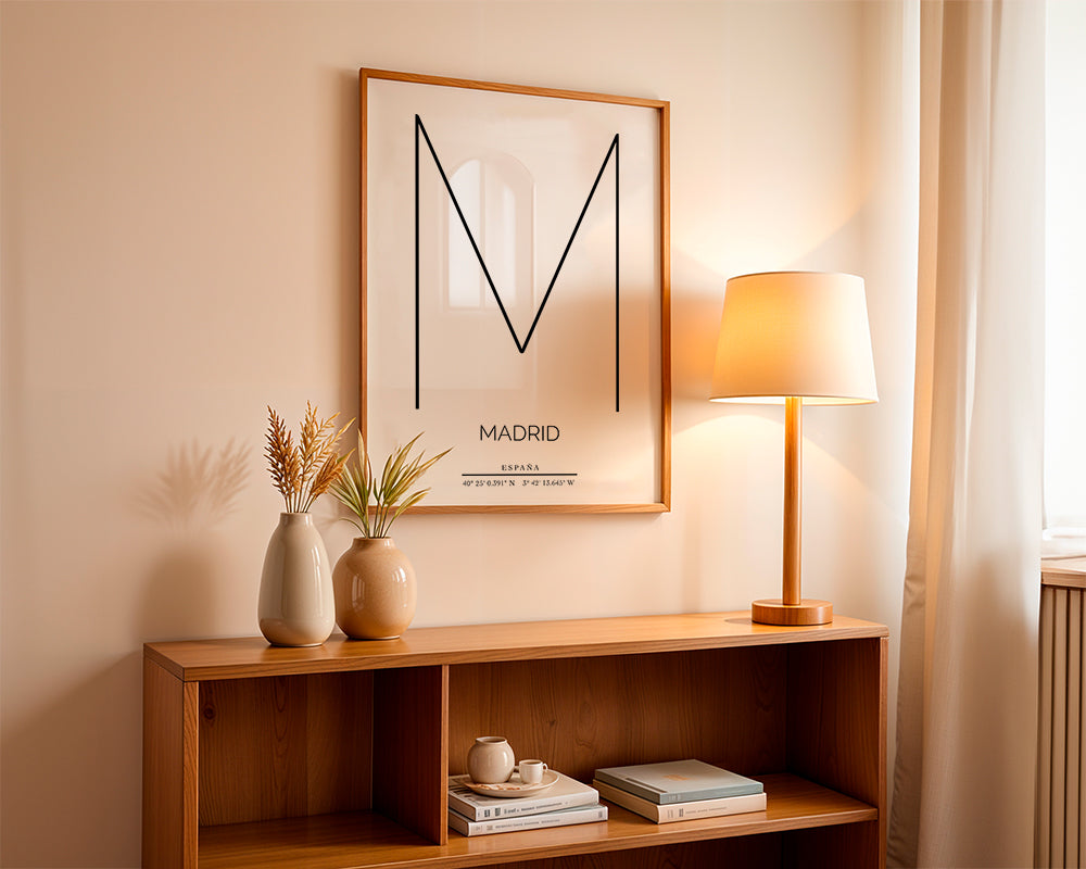 Byplakat Madrid med minimalistisk M