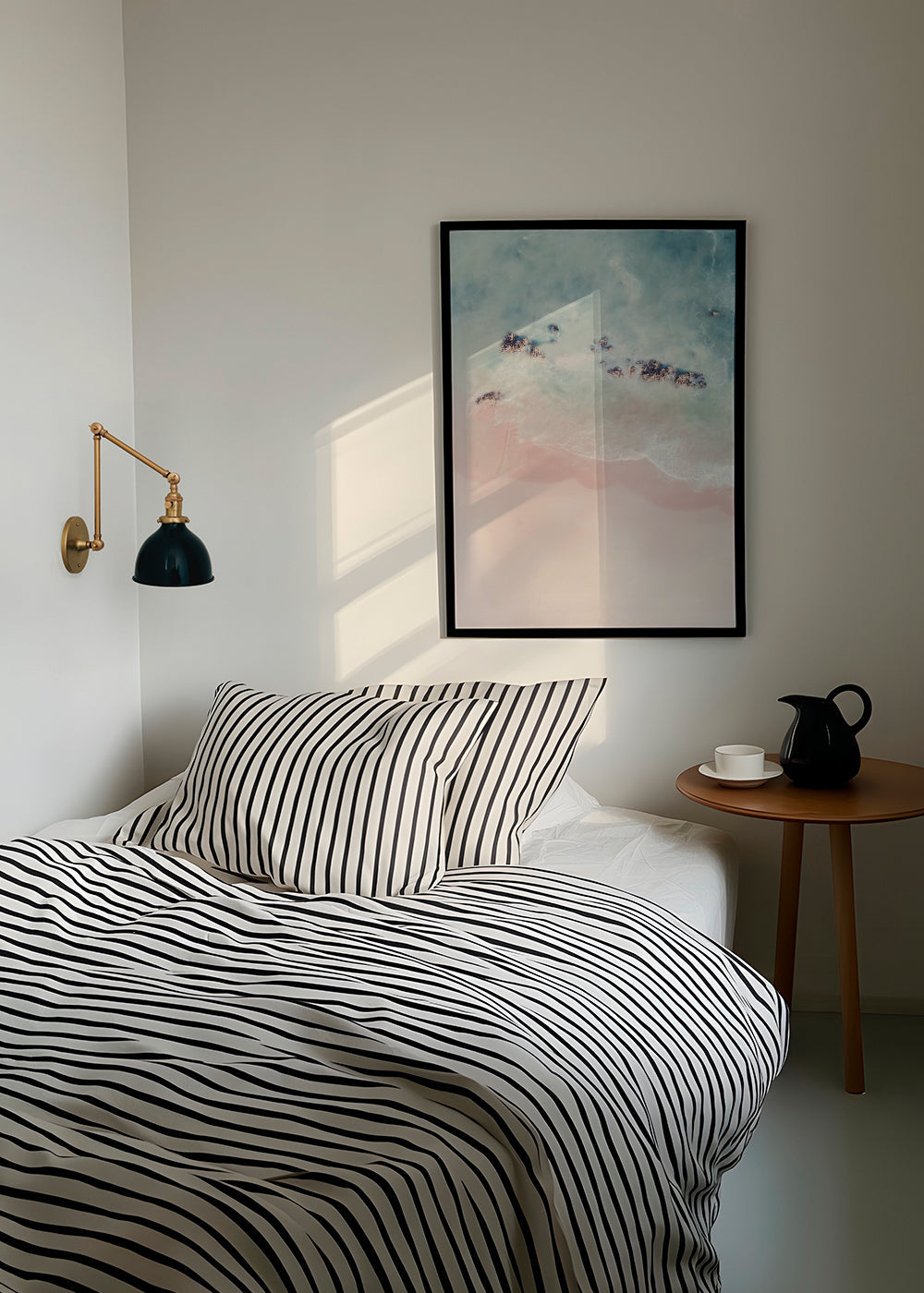 Kunst: rosa strand set fra luften