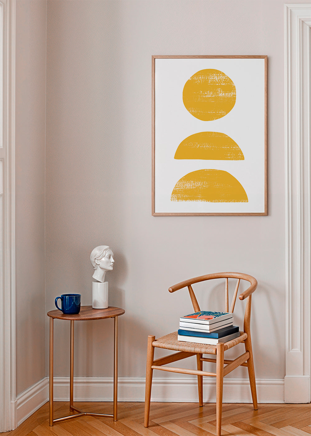 Minimalistisk gul plakat med stablede former