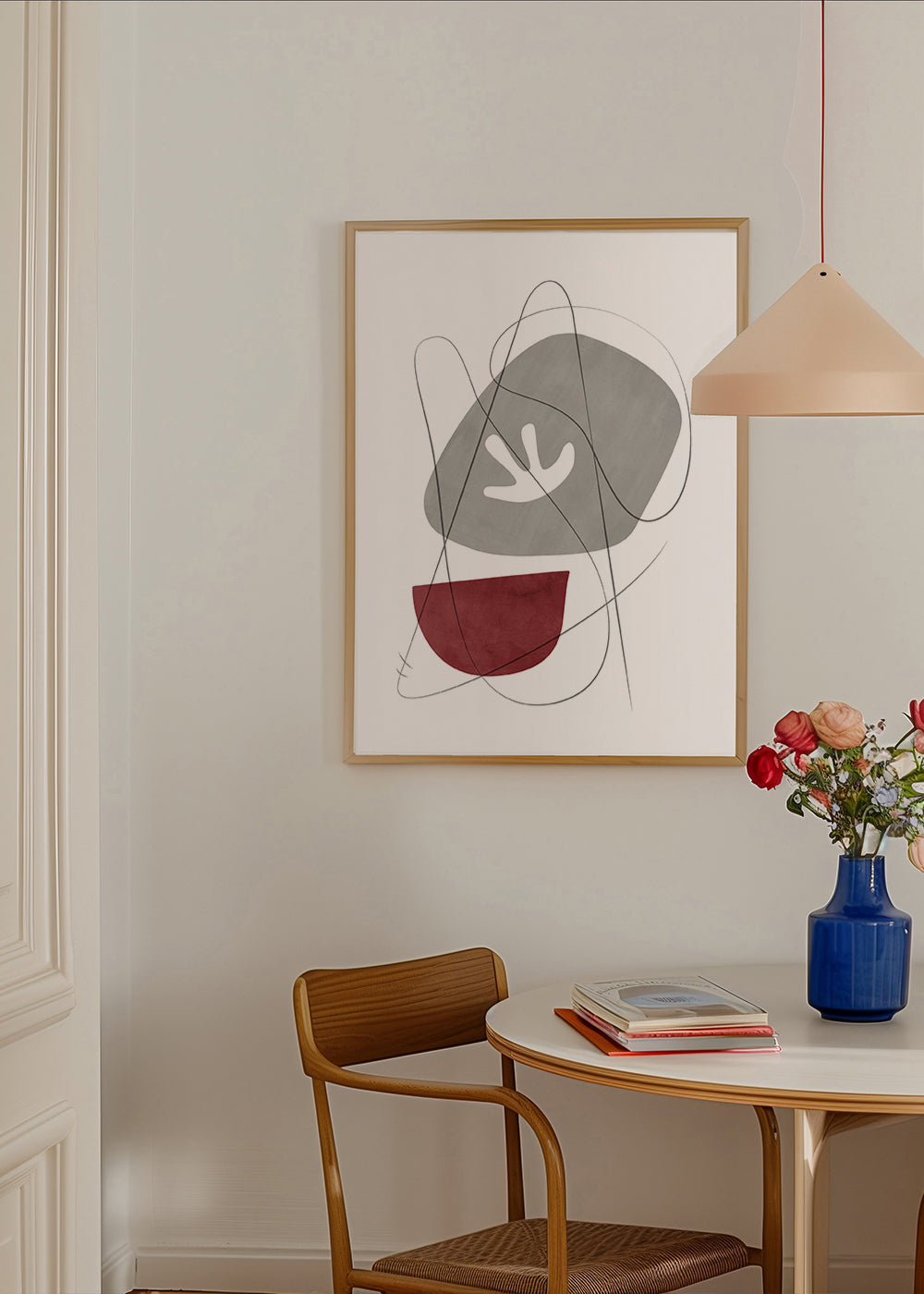 Abstrakt kunst med organiske former og lineær streg