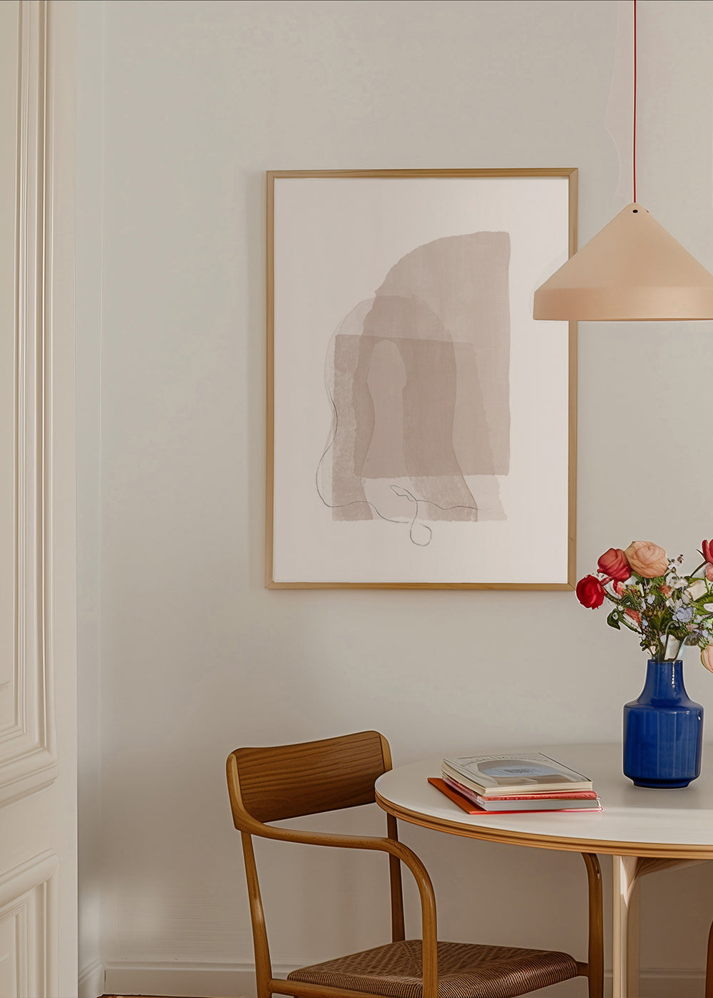 Minimalistisk plakat i neutrale toner med fine streger