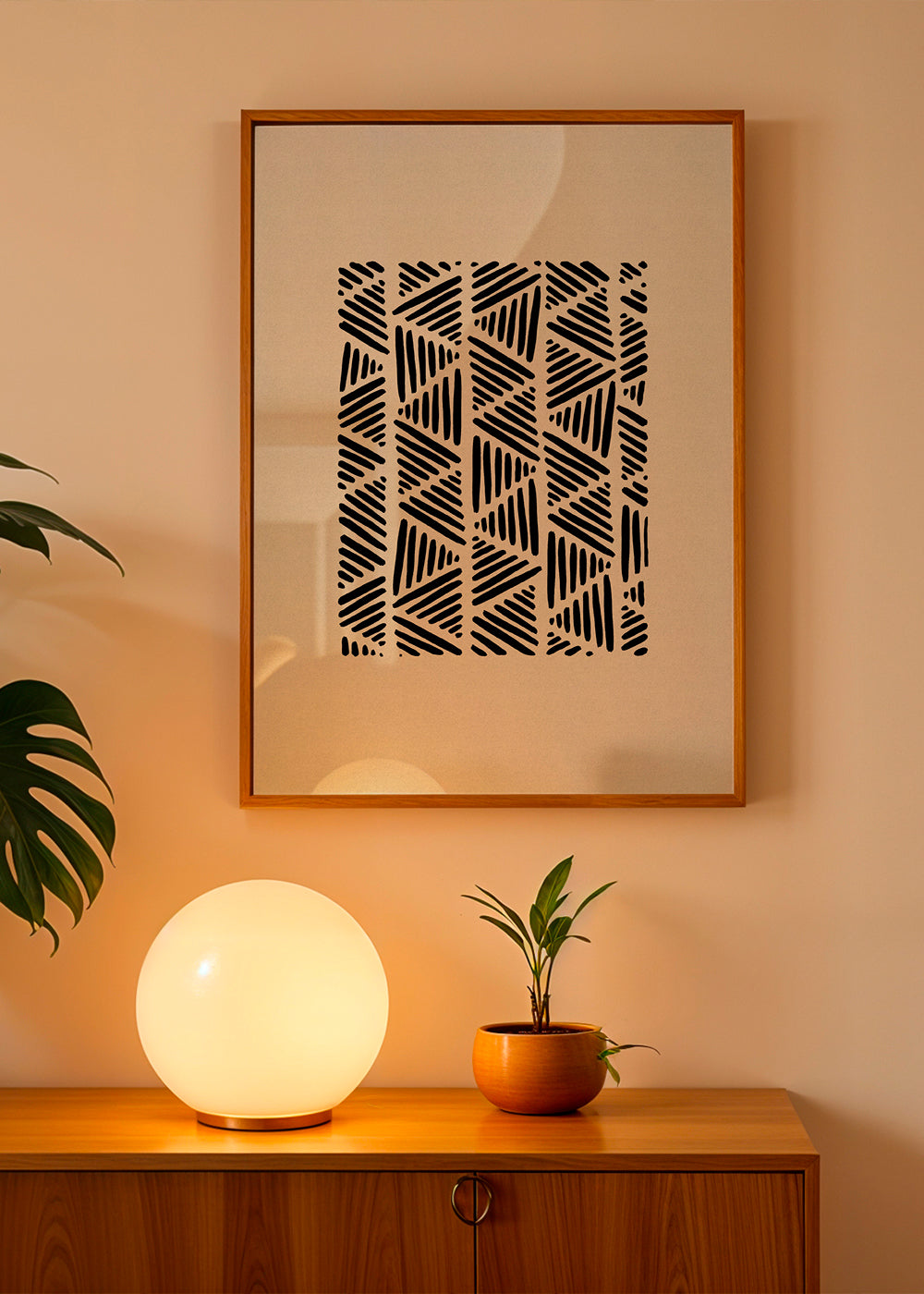 Sort-hvid kunst med trekantsmønster