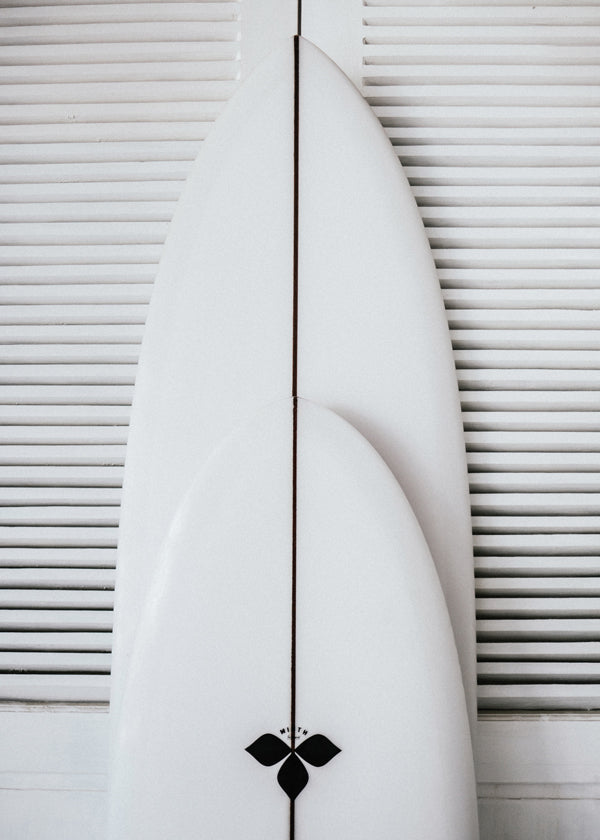 Sportkunst: minimalistiske surfboards