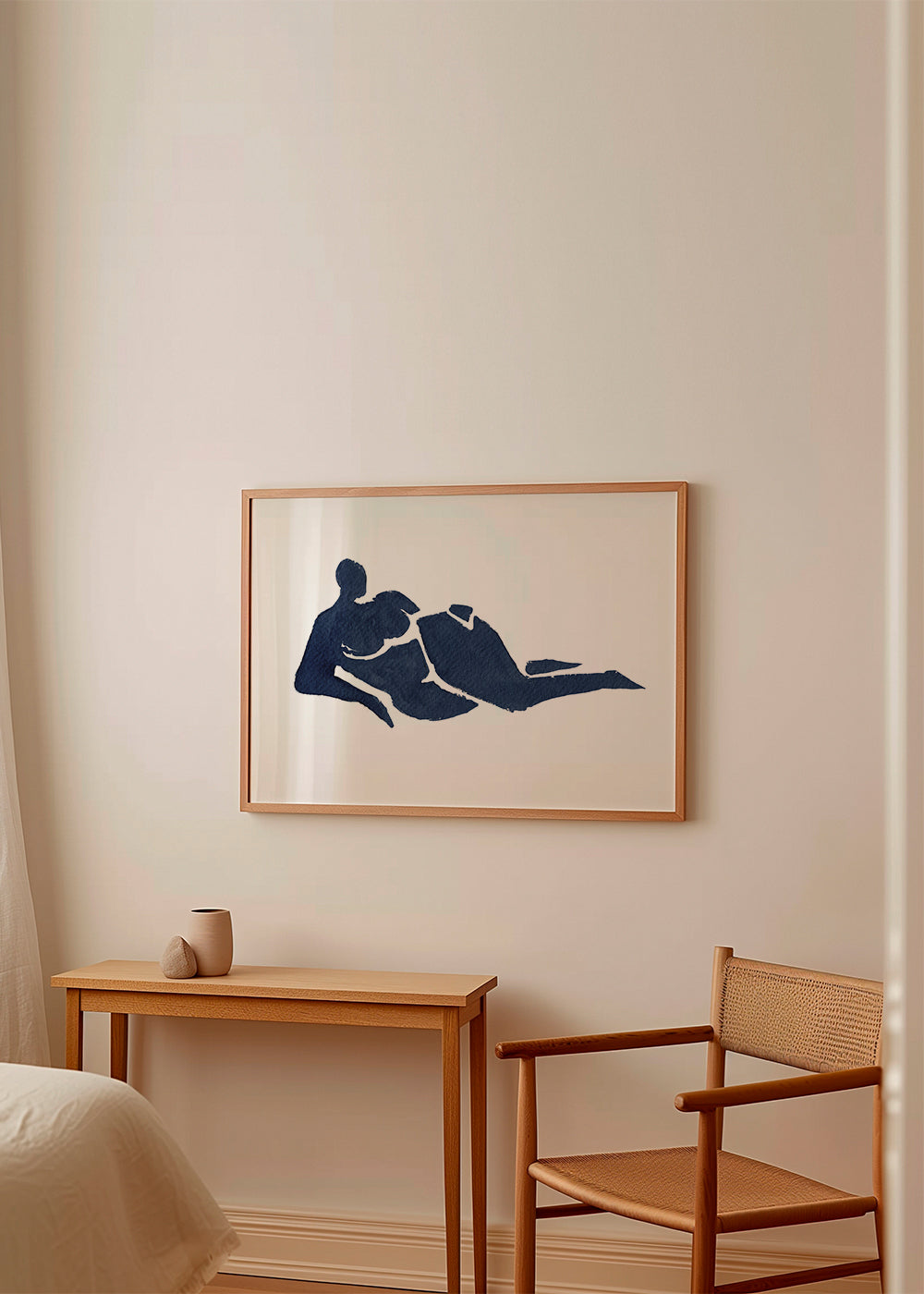 Abstrakt kunst: liggende figur i blå