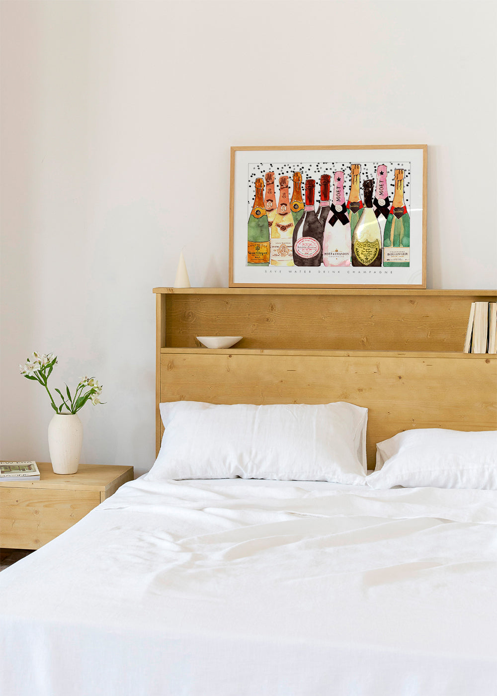 Køkkenkunst med illustrerede champagneflasker