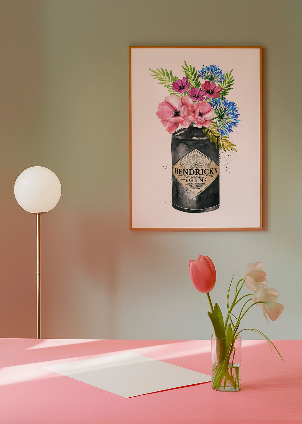Botanisk plakat med Hendrick's-flaske og blomster