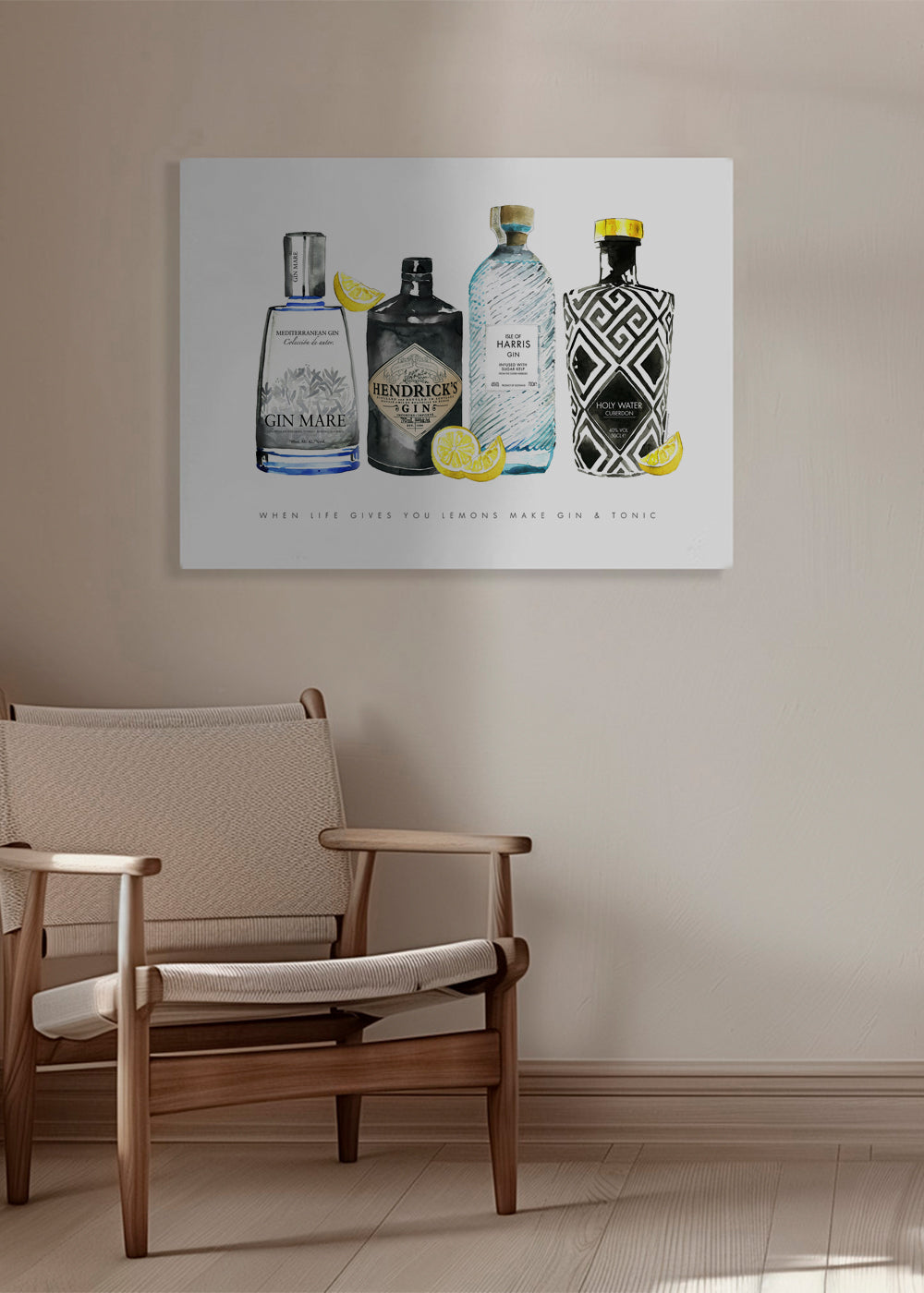 Køkkenkunst med ginflasker og citroner