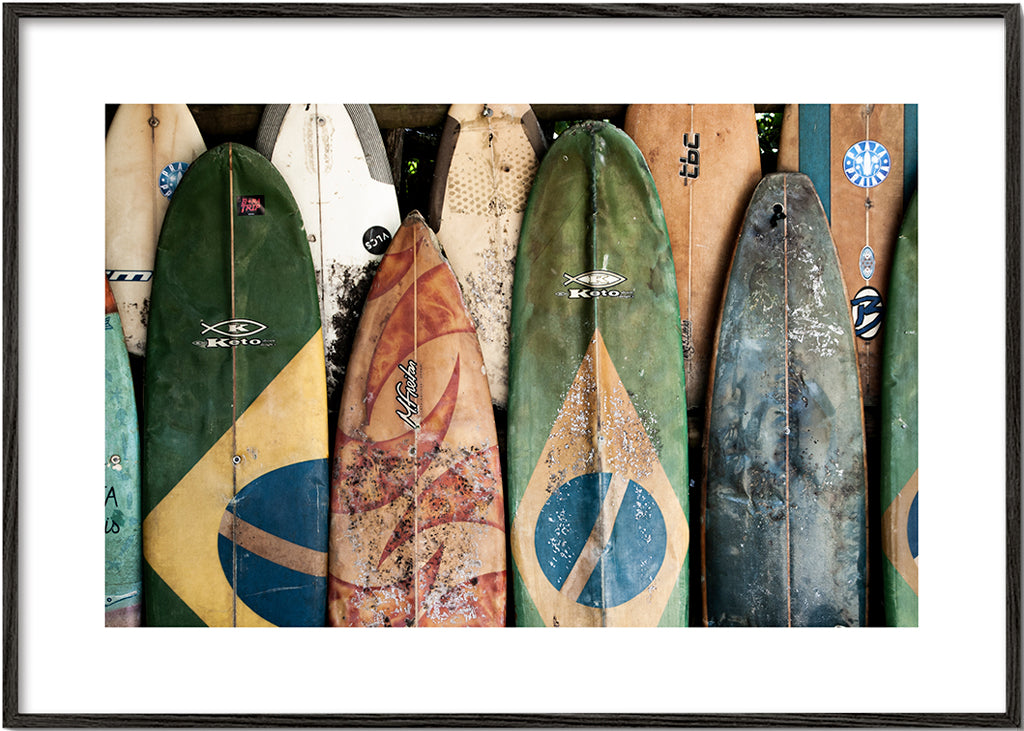 Sportkunst med vintage surfboards