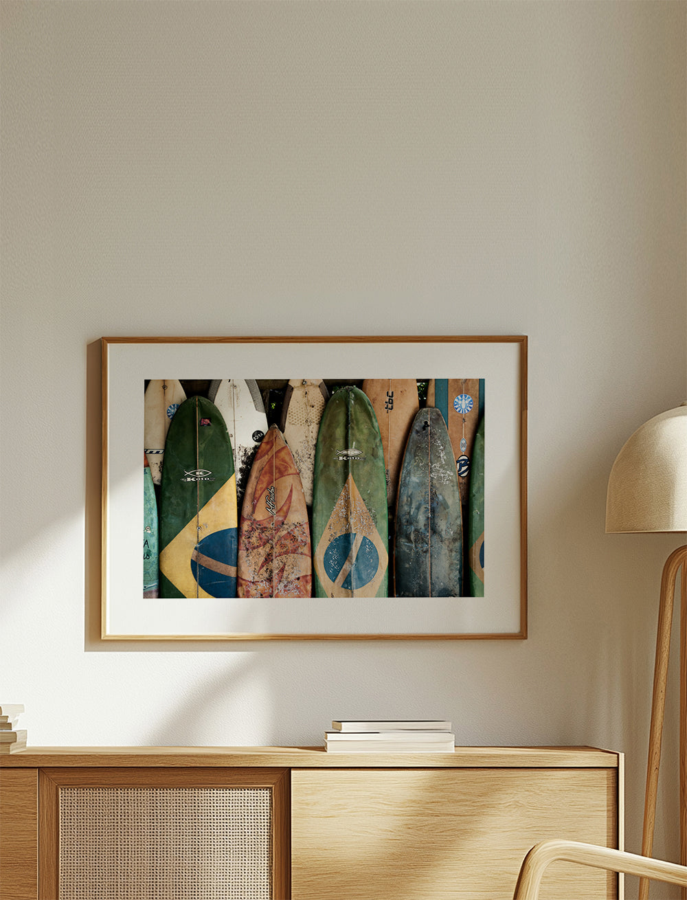 Sportkunst med vintage surfboards