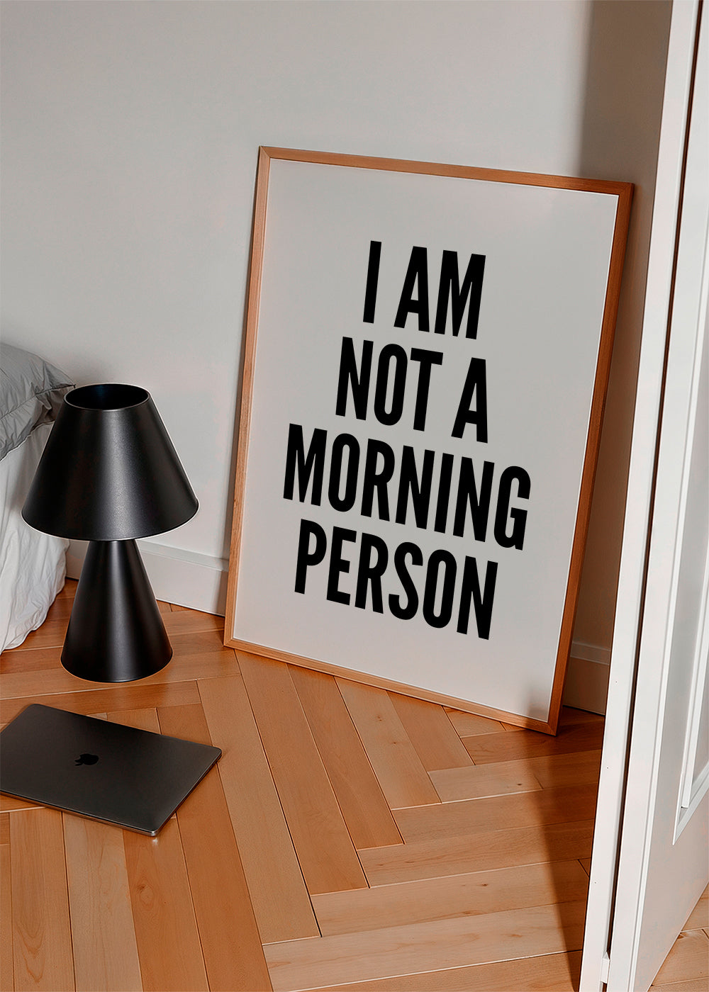 Sort-hvid kunst typografisk I AM NOT A MORNING PERSON
