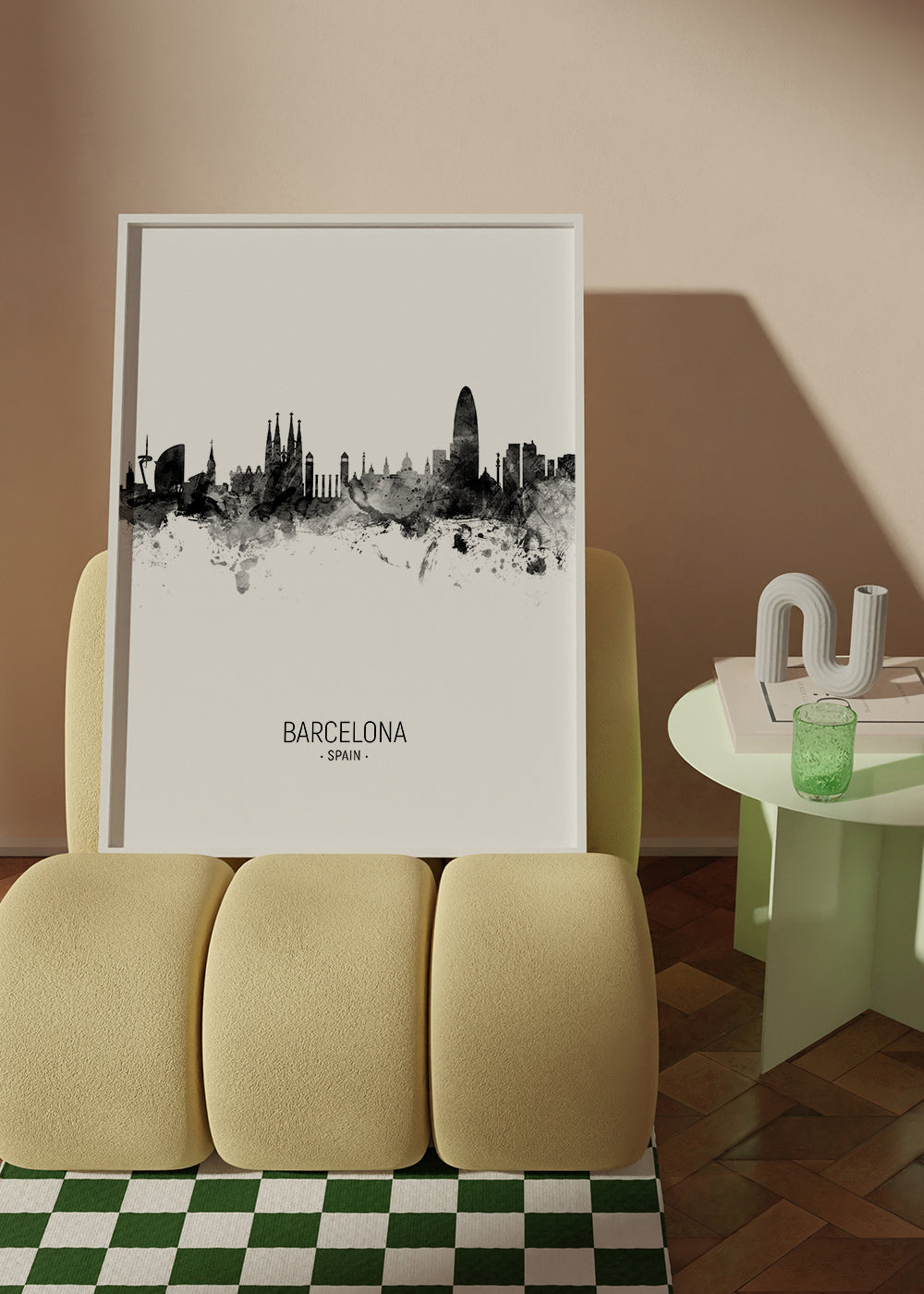 Bykunst: Barcelonas skyline i monokromt blæk