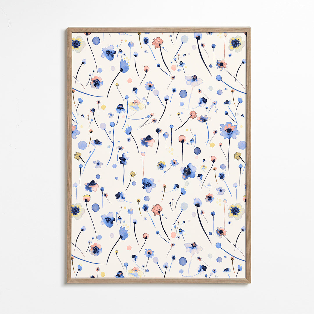 Botanisk plakat med løse blå blomster