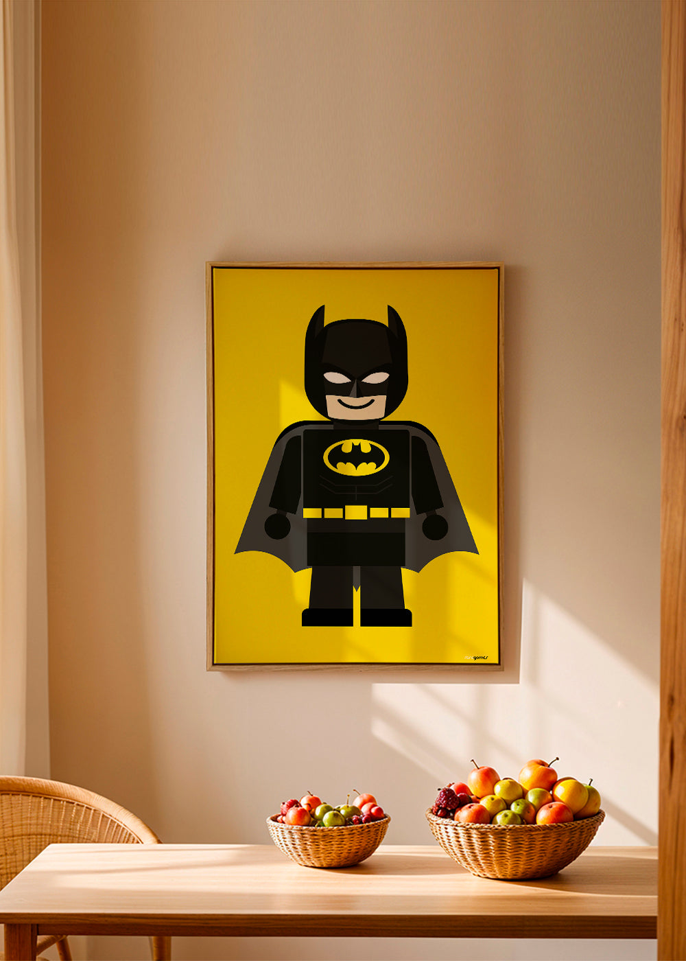 Børneplakat Batman legetøj på gul baggrund