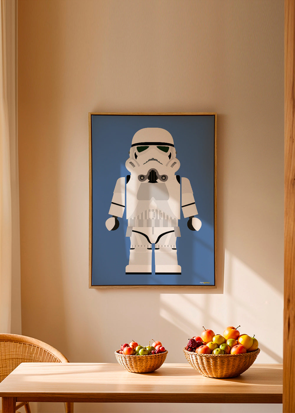 Børneplakat Stormtrooper legetøj på blåt baggrund