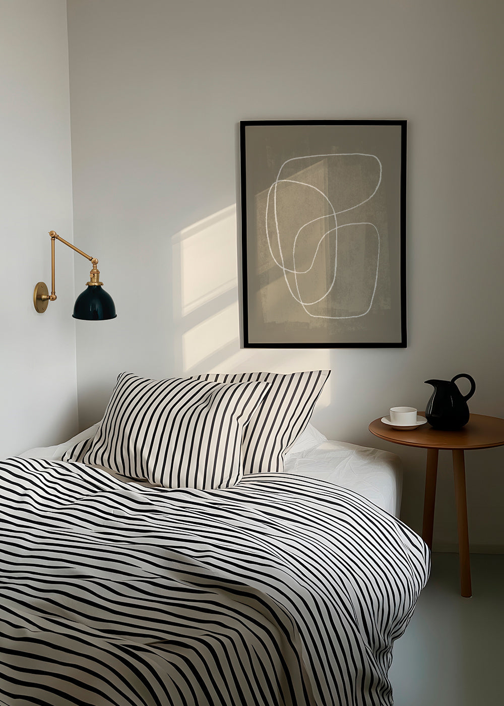 Minimalistisk design organiske linjer beige