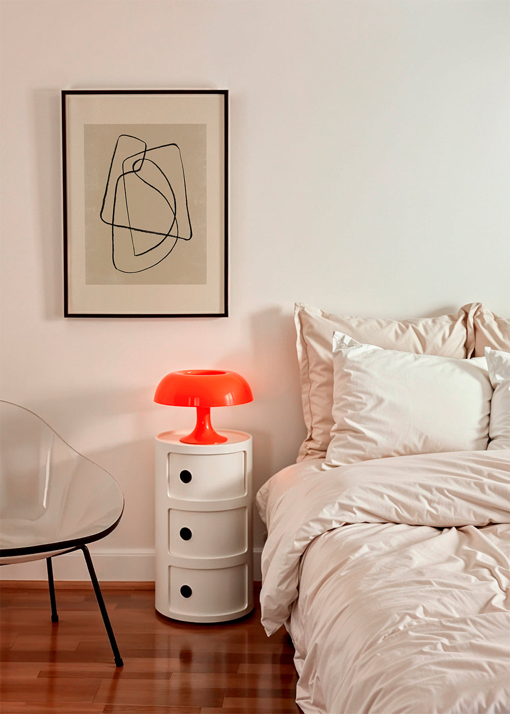 Minimalistisk plakat sorte streger på beige