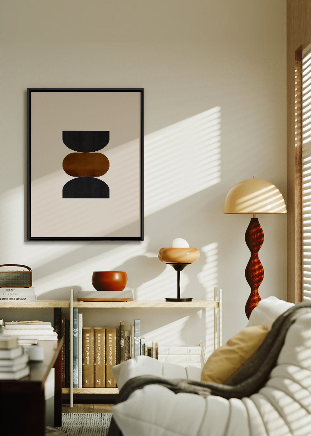 Geometrisk plakat stablet i beige, rust og sort