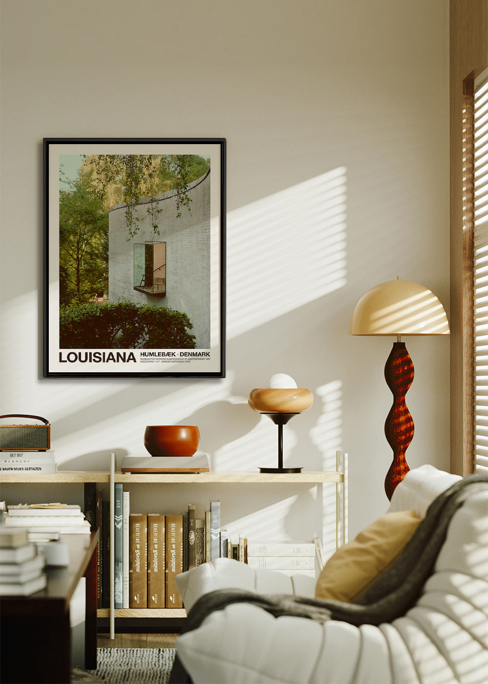 Fotografi af buet arkitektur med fremskudt vindue