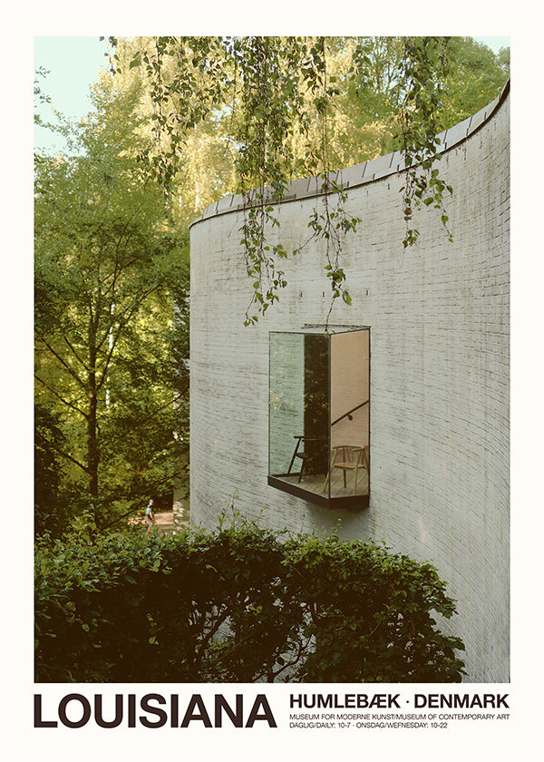 Fotografi af buet arkitektur med fremskudt vindue