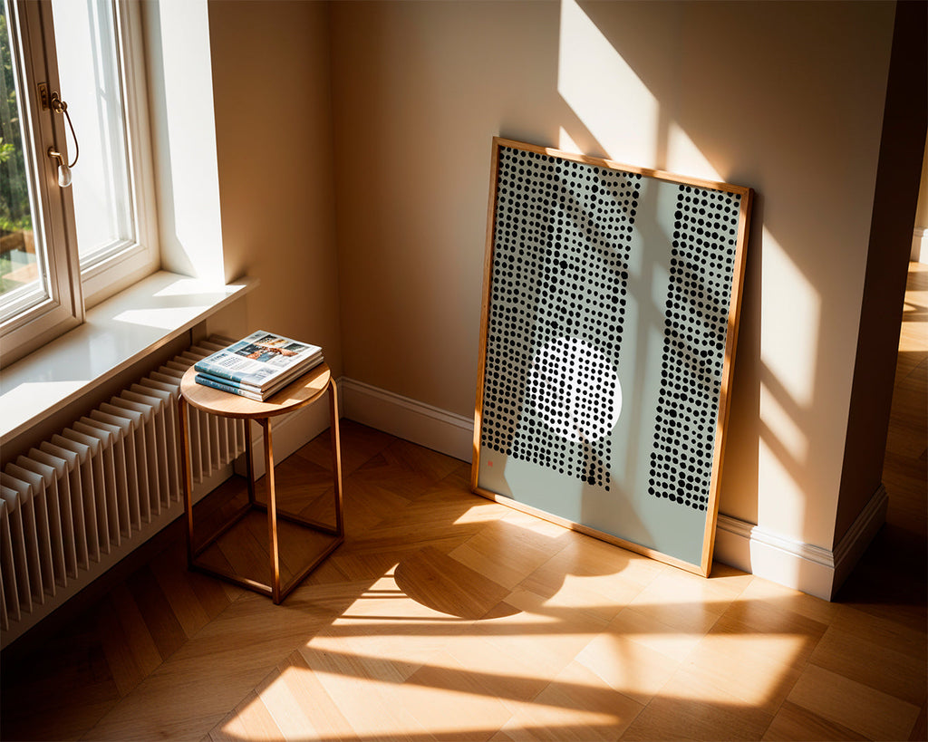 Abstrakt kunst: prikket måne lodret