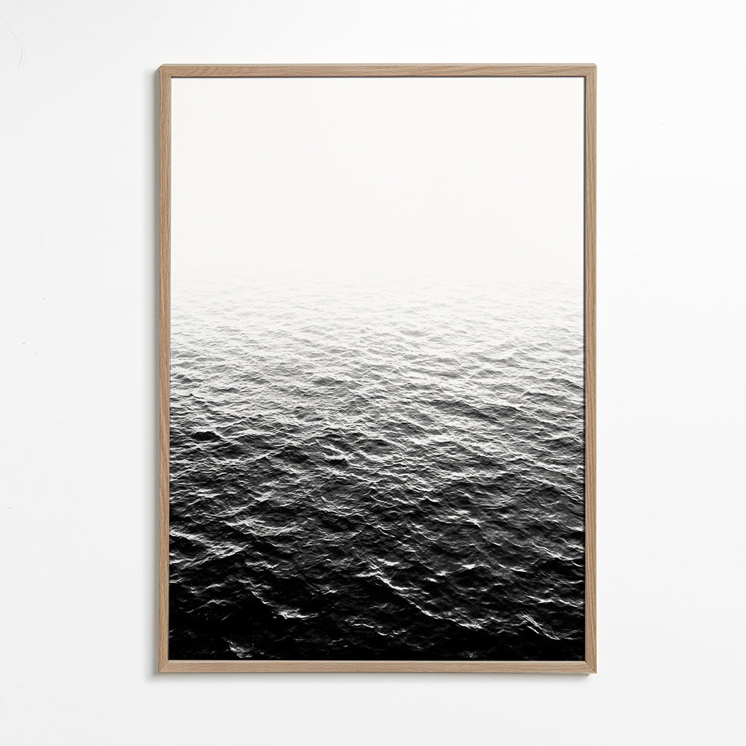 Sort-hvidt foto af havet