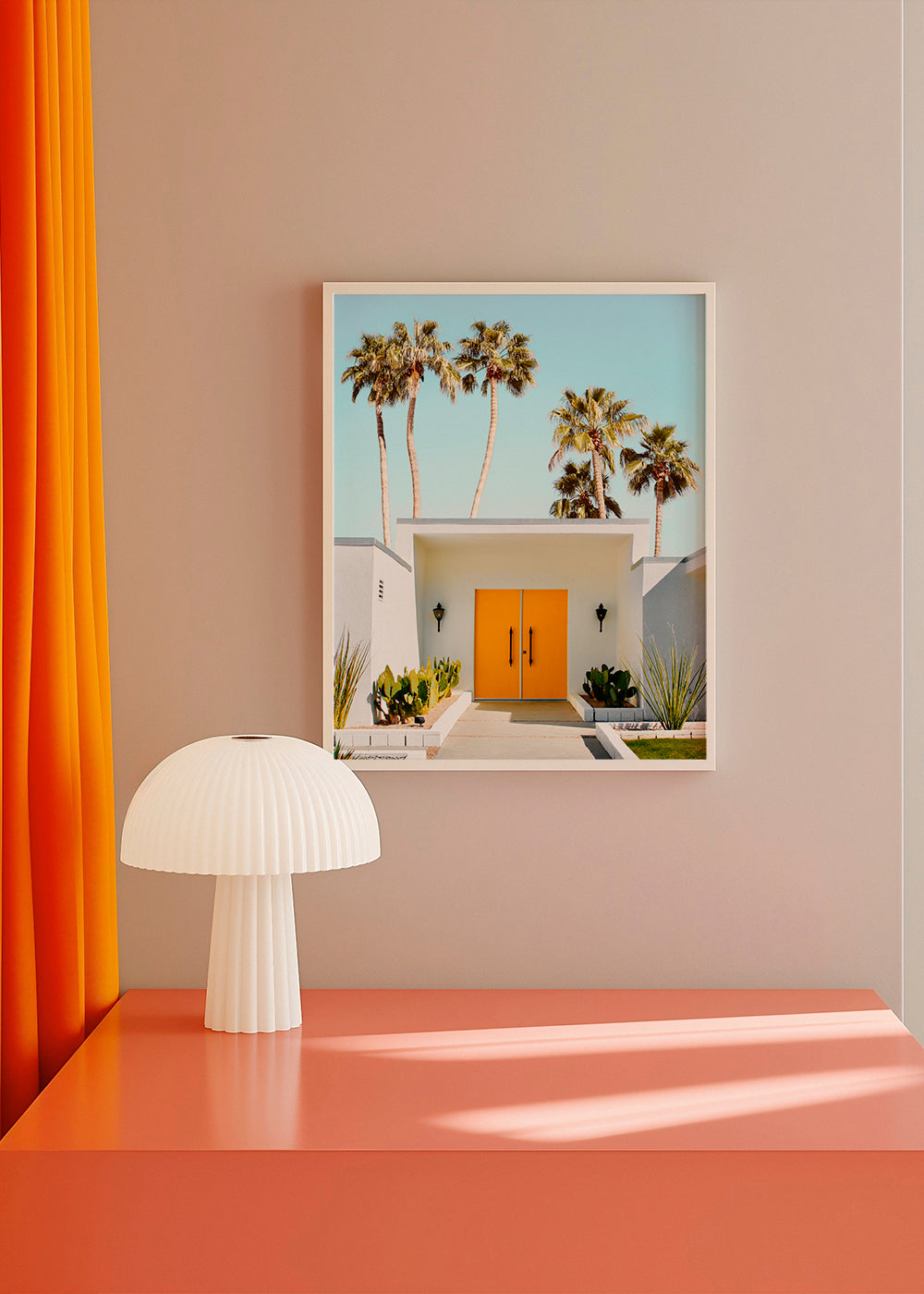 Minimalistisk dørfotografi med palmer