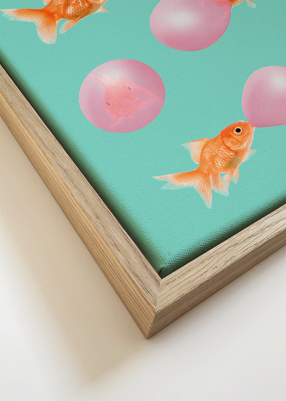 Plakat guldfisk med pink bobler