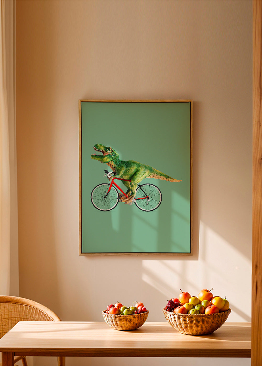 Plakat T-Rex på cykel med grønt baggrund