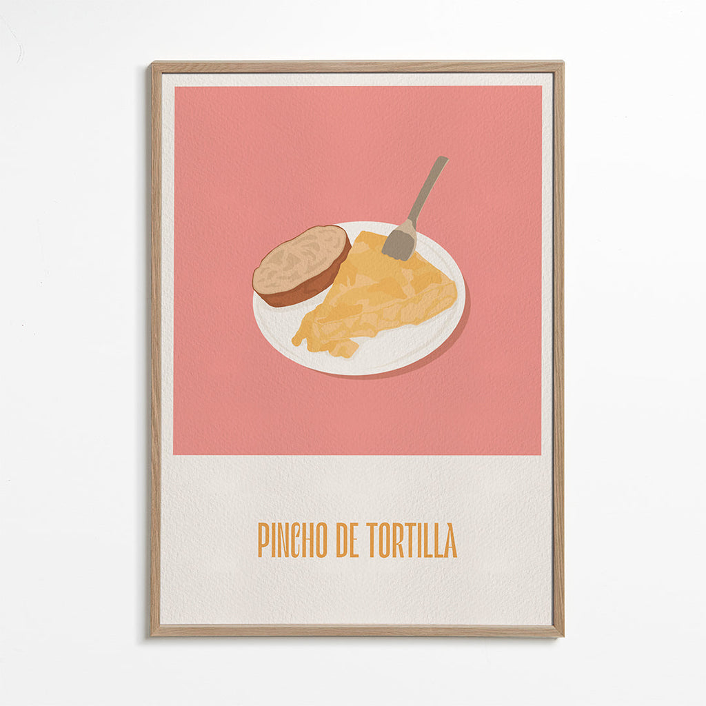 Køkkenkunst: pincho tortilla på lyserød baggrund