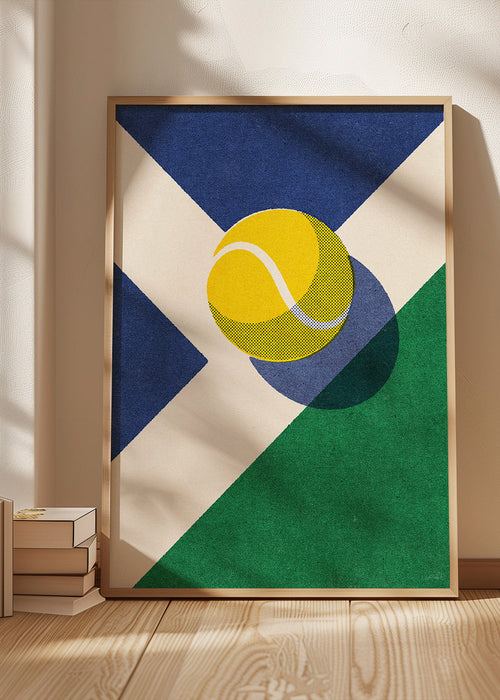 Sportkunst: tennisbold på geometrisk komposition