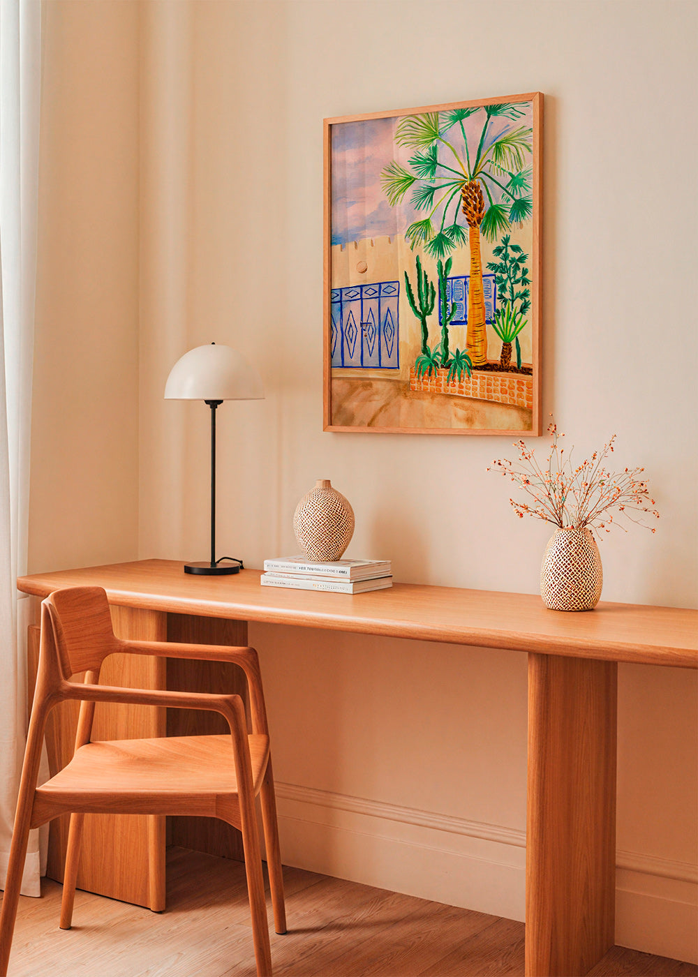 Bykunst: marokkansk gade med palme