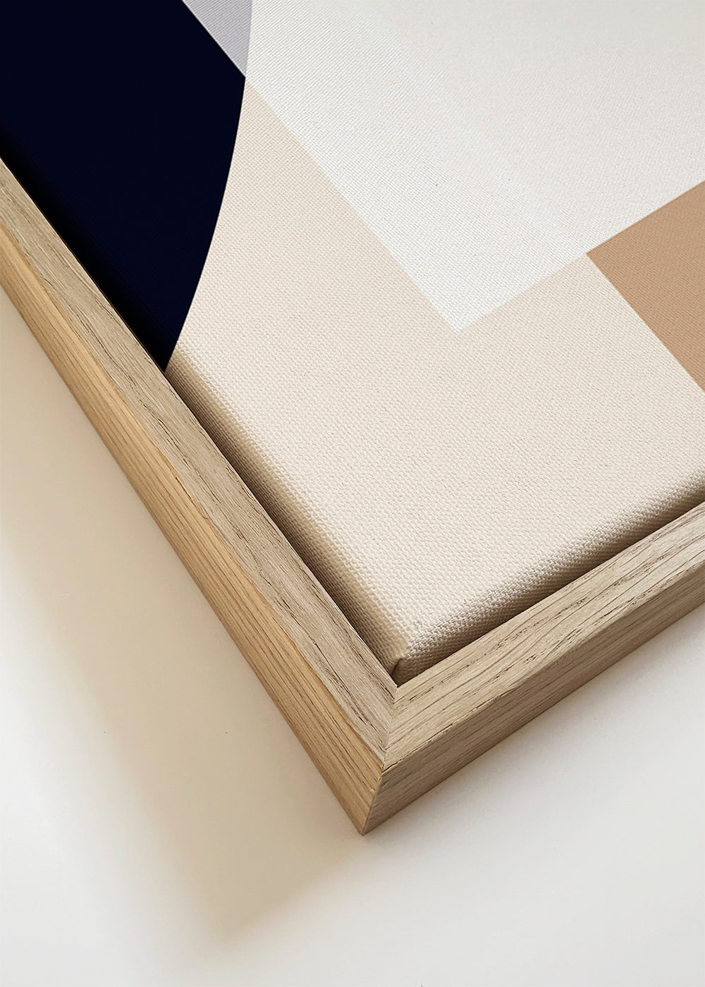 Abstrakt billede med organiske beige og blå former