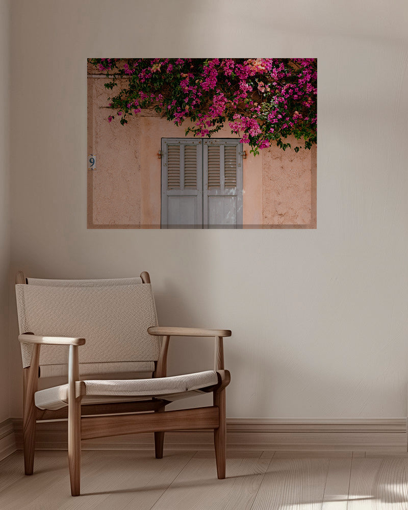 Botanisk plakat med bougainvillea over gammel dør – Canvas