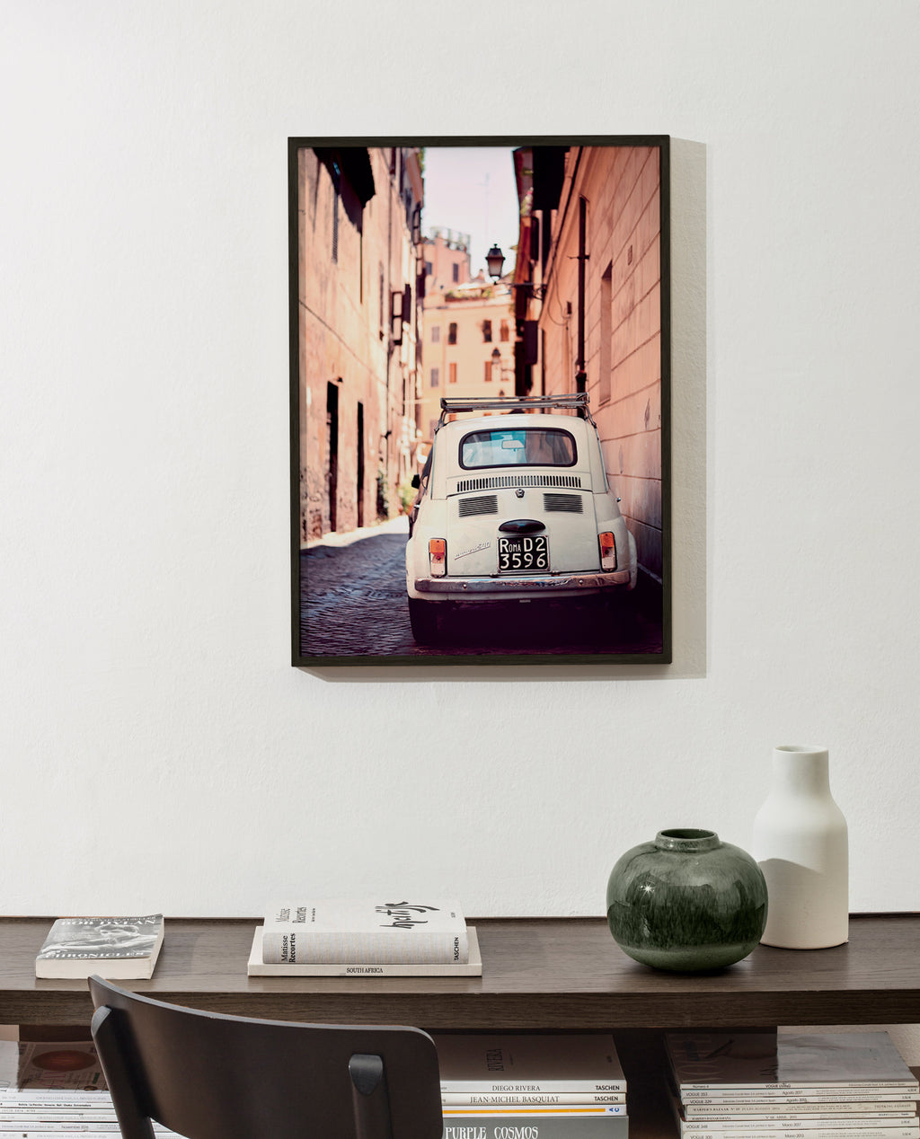 Køkkenkunst: klassisk bil i en romersk gade – Product1