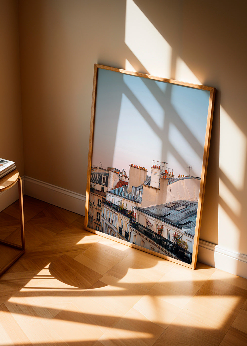 Byplakat med tage i morgengry – Product2