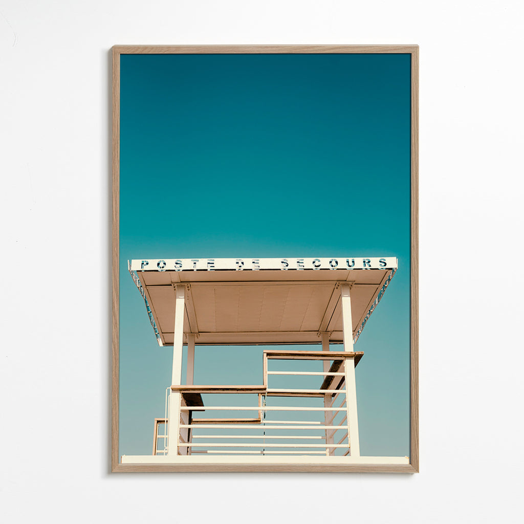 Fotografi af redningspost mod blå himmel – Oak Frame