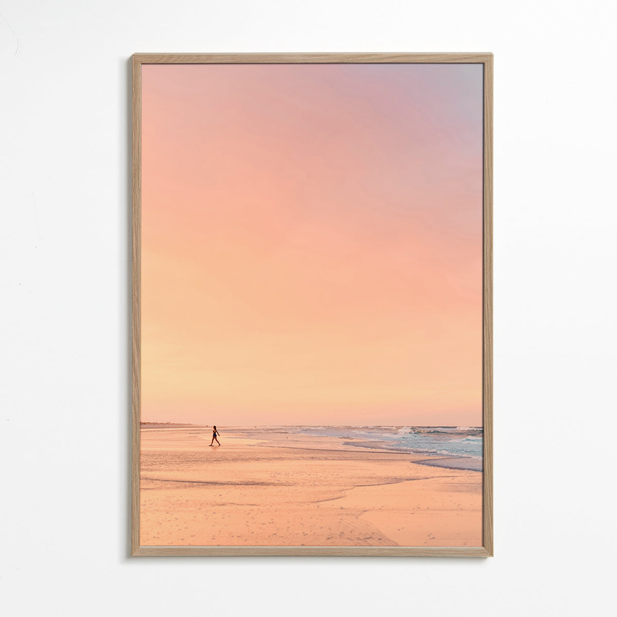 Landskabskunst: pastelstrand ved solopgang – Oak Frame