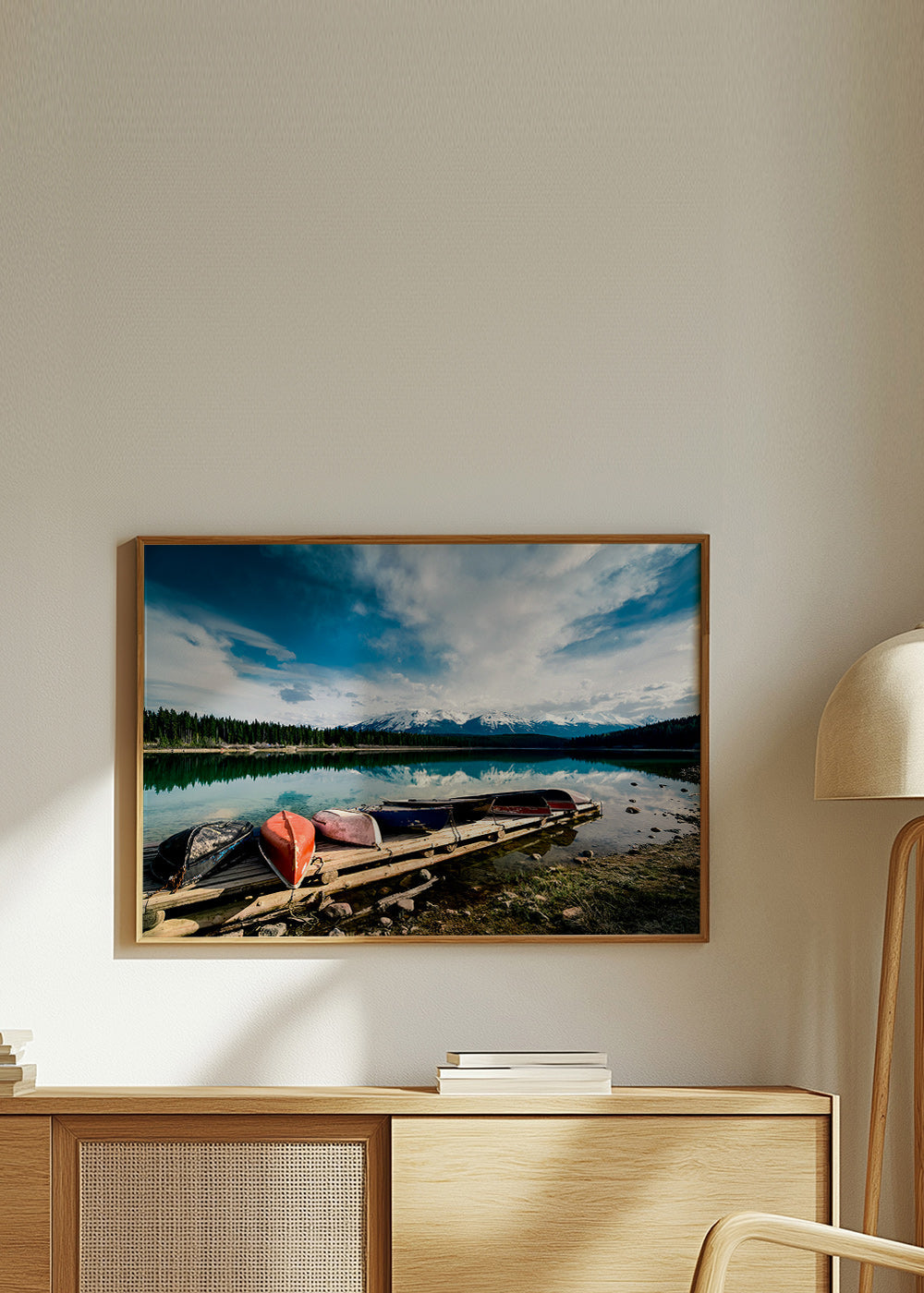 Landskabskunst med kanoer på molen – Product3