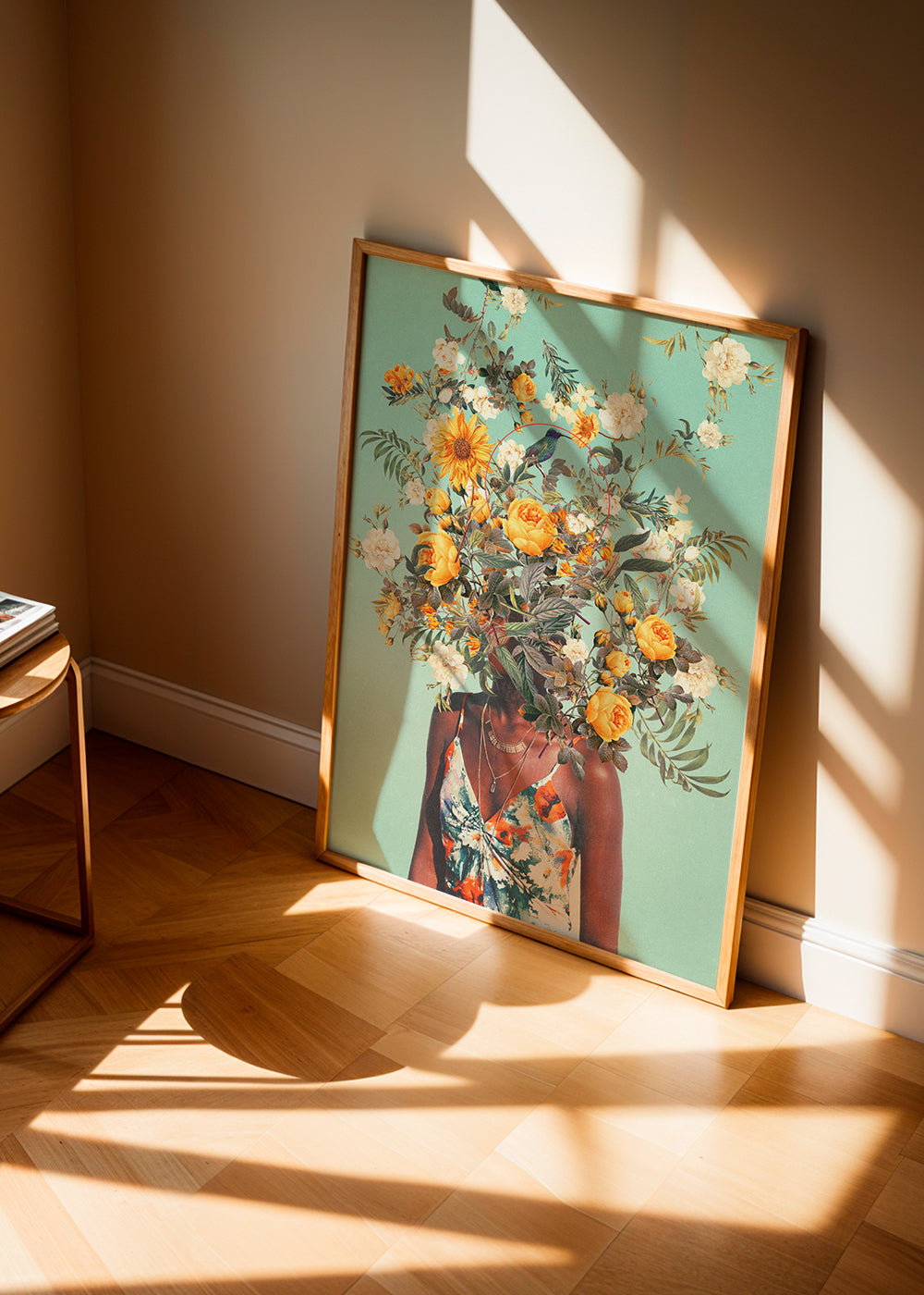 Botanisk plakat med portræt og blomsterkrone