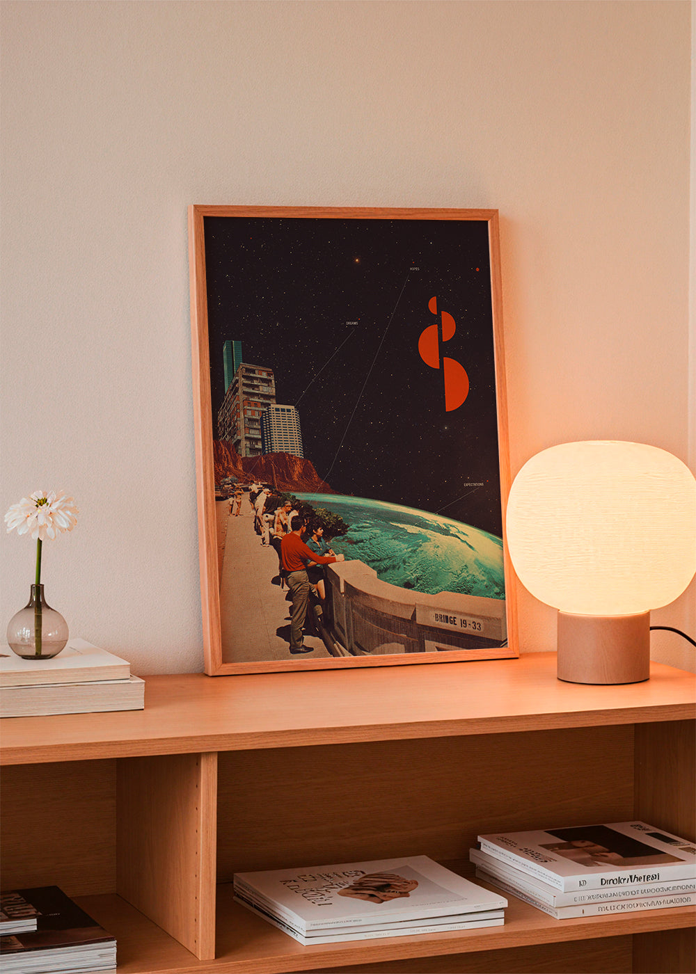 Vintage plakat: rum-kollage med kystpromenade